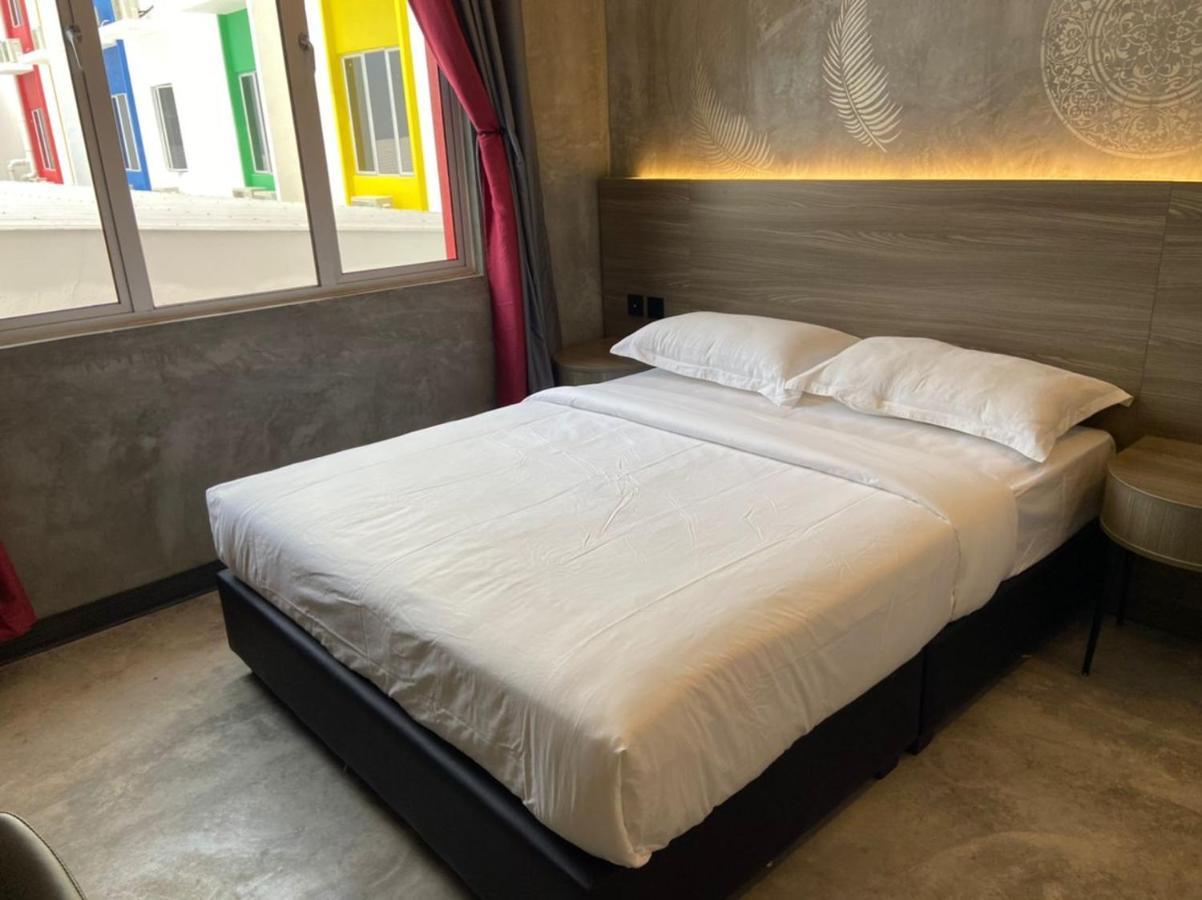Sri Indar Hotel & Suites 巴力文打 外观 照片