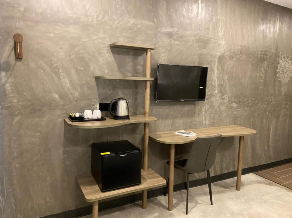 Sri Indar Hotel & Suites 巴力文打 外观 照片