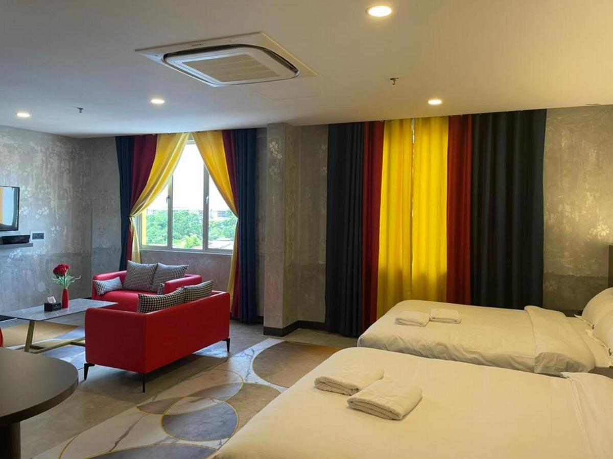 Sri Indar Hotel & Suites 巴力文打 外观 照片